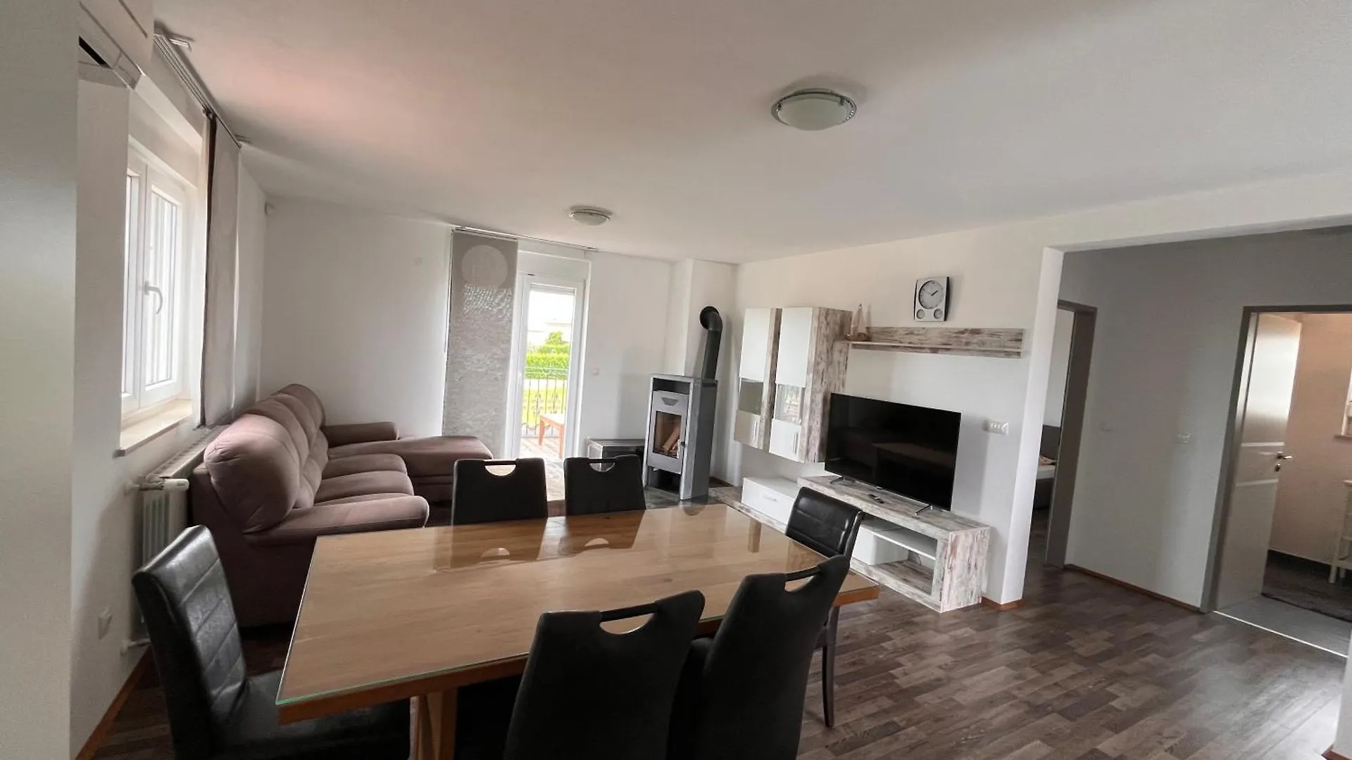 Sea View Apartment Galizana Croatia